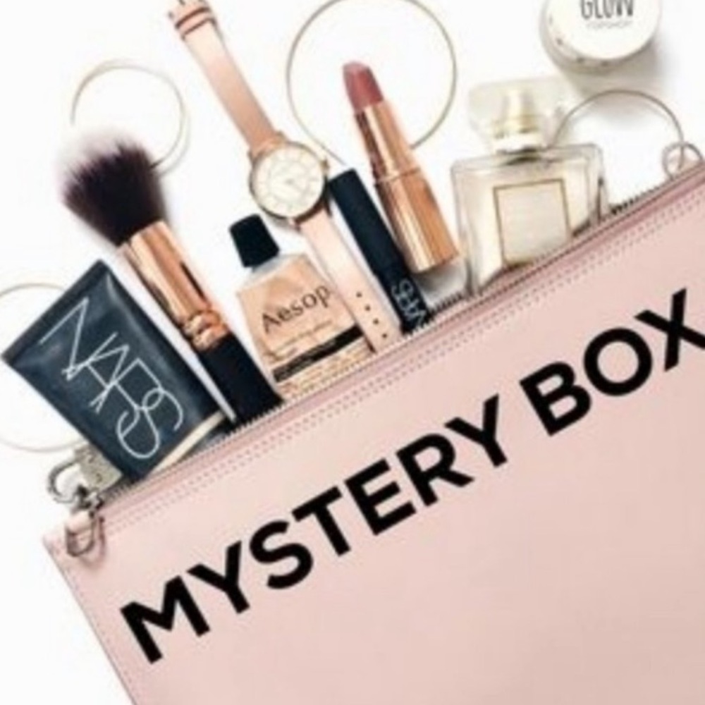 $200 retail value Beauty Makeup & Skincare hair mystery box high end brands